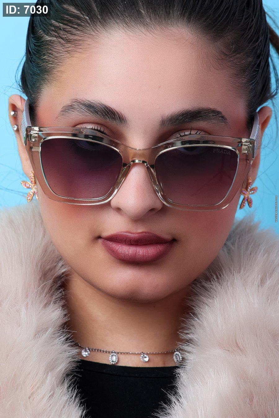 نظارة برادا نسائية G